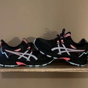 Asics shoes size 6.5